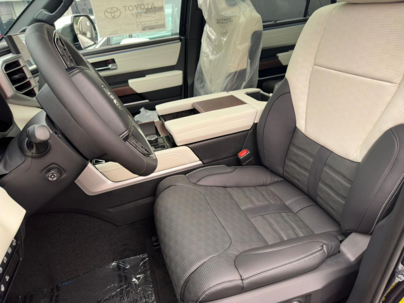 Toyota Sequoia Capstone бензин 2024 id-1005752 Купить Toyota Sequoia Capstone бензин 2024 id-1005752 в Киеве, Фото №6