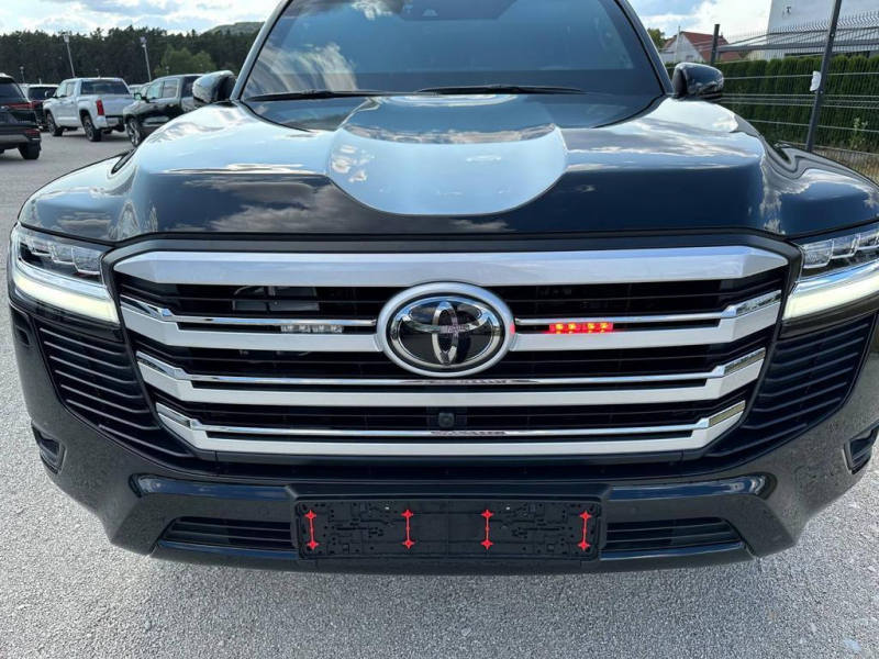 Toyota Land Cruiser 300 Guard Inkas B6+ бензин 2023 id-1005790 Купить Toyota Land Cruiser 300 Guard Inkas B6+ бензин 2023 id-1005790 в Киеве, Фото №2