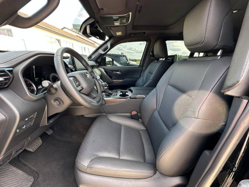 Toyota Land Cruiser 300 Guard Inkas B6+ бензин 2023 id-1005790 Купить Toyota Land Cruiser 300 Guard Inkas B6+ бензин 2023 id-1005790 в Киеве, Фото №6