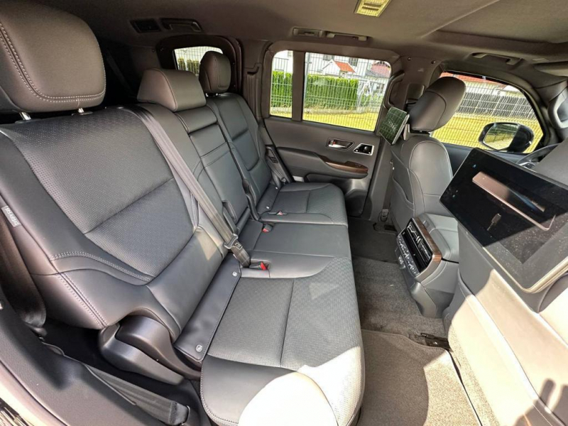 Toyota Land Cruiser 300 Guard Inkas B6+ бензин 2023 id-1005790 Купить Toyota Land Cruiser 300 Guard Inkas B6+ бензин 2023 id-1005790 в Киеве, Фото №8