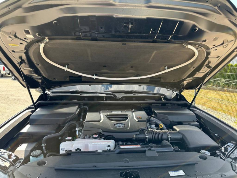 Toyota Land Cruiser 300 Guard Inkas B6+ бензин 2023 id-1005790 Купить Toyota Land Cruiser 300 Guard Inkas B6+ бензин 2023 id-1005790 в Киеве, Фото №10