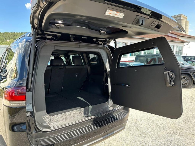 Купить Toyota Land Cruiser 300 Guard Inkas B6+ бензин 2025 id-1005790 в Киеве, Фото №9