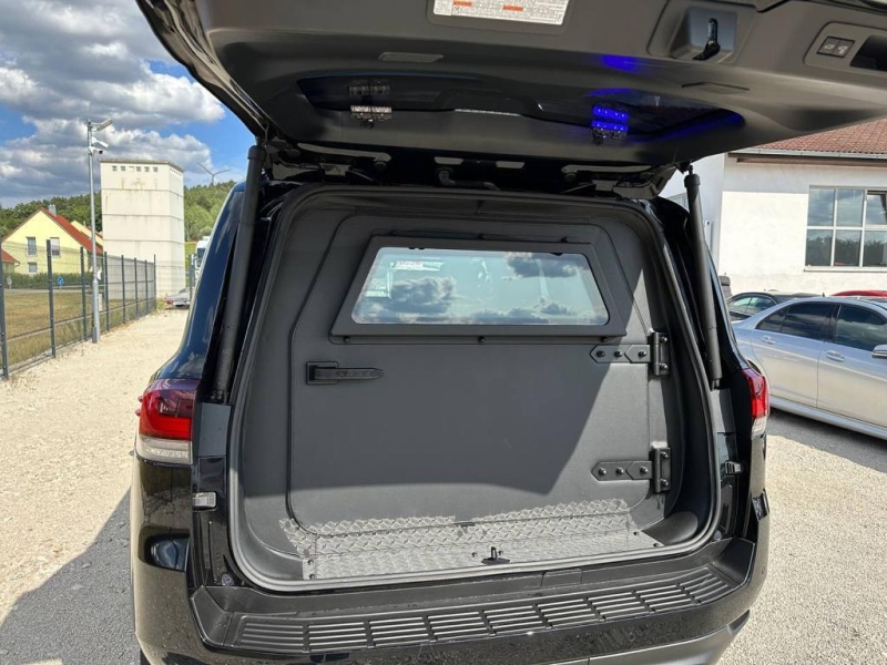 Купить Toyota Land Cruiser 300 Guard Inkas B6+ бензин 2025 id-1005790 в Киеве, Фото №7