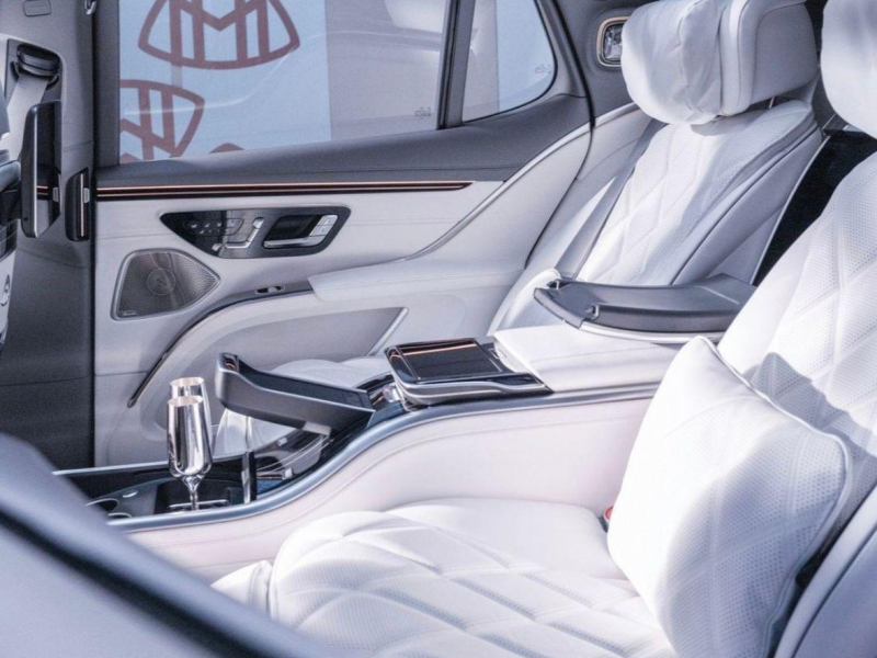 Maybach EQS 680 SUV электро 2024 id-1005796 Купить Maybach EQS 680 SUV электро 2024 id-1005796 в Киеве, Фото №7