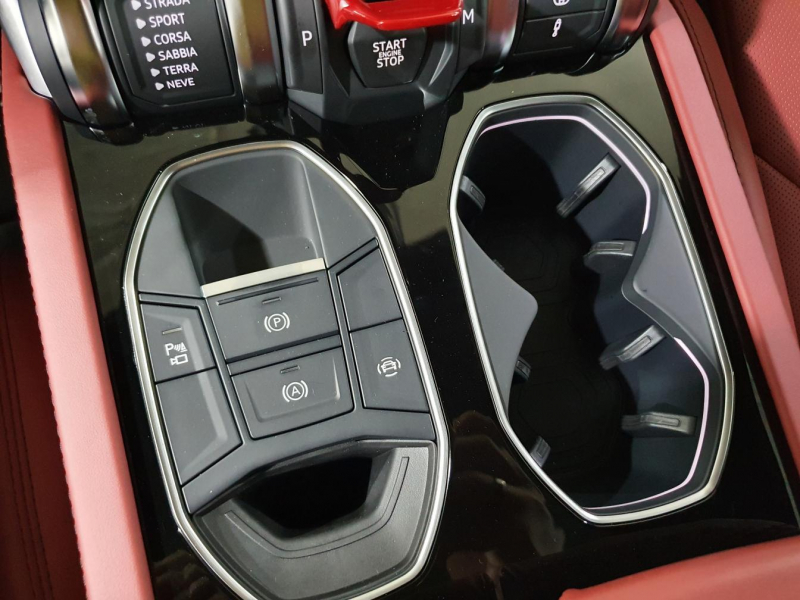 Lamborghini Urus бензин 2022 id-1005802 Купить Lamborghini Urus бензин 2022 id-1005802 в Киеве, Фото №64