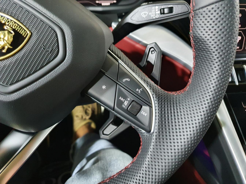 Lamborghini Urus бензин 2022 id-1005802 Купить Lamborghini Urus бензин 2022 id-1005802 в Киеве, Фото №97