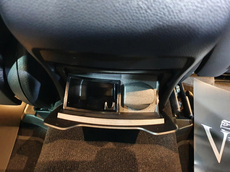 Mercedes-Benz EQC 400 4matic электро 2024 id-1005806 Купить Mercedes-Benz EQC 400 4matic электро 2024 id-1005806 в Киеве, Фото №27