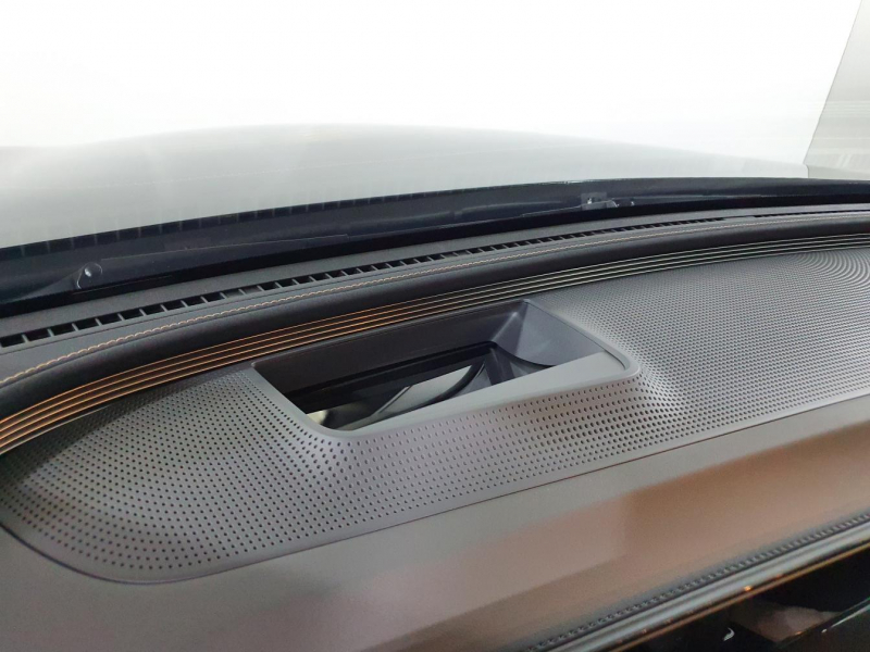 Mercedes-Benz EQC 400 4matic электро 2024 id-1005806 Купить Mercedes-Benz EQC 400 4matic электро 2024 id-1005806 в Киеве, Фото №43