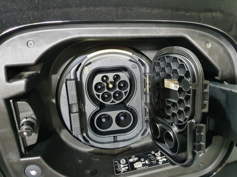 Mercedes-Benz EQC 400 4matic электро 2024 id-1005806 Купить Mercedes-Benz EQC 400 4matic электро 2024 id-1005806 в Киеве, Фото №101