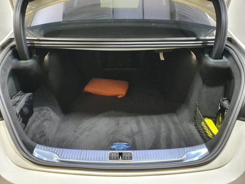 Mercedes-Benz S 400D 4Matic Long дизель 2024 id-1005810 Купить Mercedes-Benz S 400D 4Matic Long дизель 2024 id-1005810 в Киеве, Фото №16