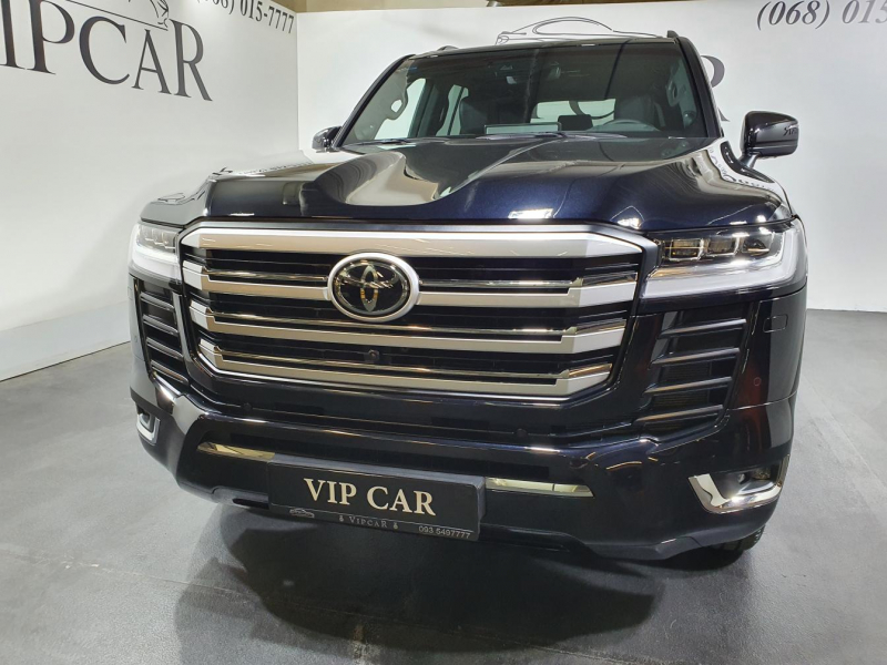 Toyota Land Cruiser 300 Premium 70th бензин 2024 id-1005823 Купить Toyota Land Cruiser 300 Premium 70th бензин 2024 id-1005823 в Киеве, Фото №6
