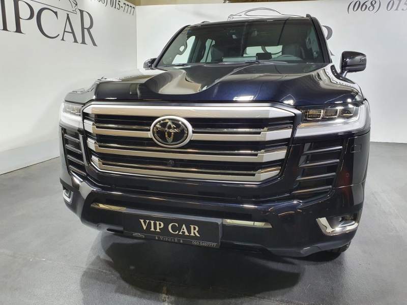 Купить Toyota Land Cruiser 300 Premium 70th бензин 2026 id-1005823 в Киеве, Фото №6