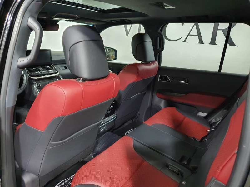 Купить Toyota Land Cruiser 300 Premium 70th бензин 2026 id-1005823 в Киеве, Фото №18