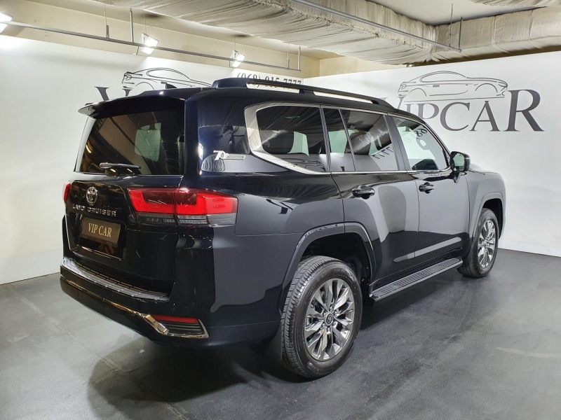 Купить Toyota Land Cruiser 300 Premium 70th бензин 2026 id-1005823 в Киеве, Фото №14