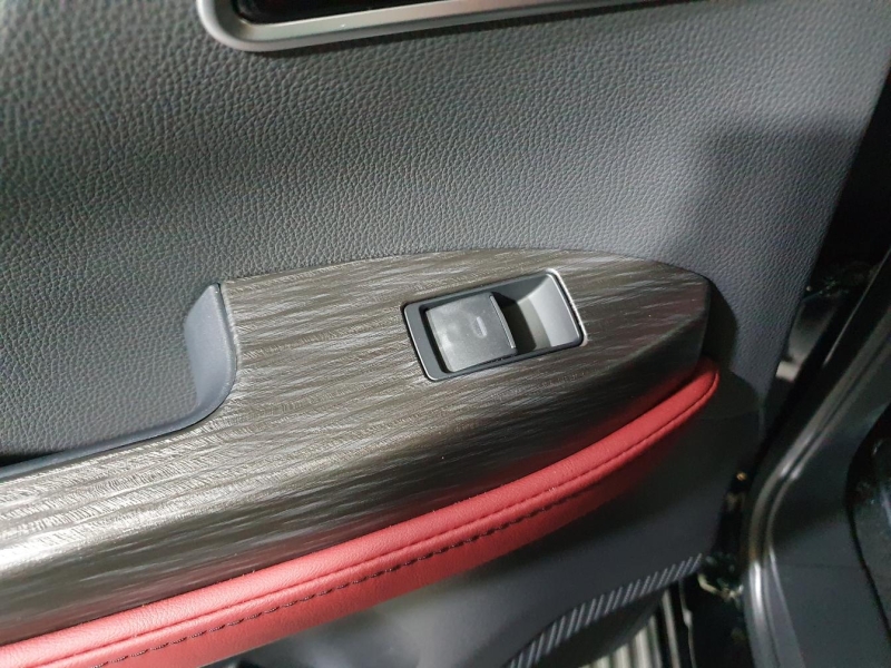 Купить Toyota Land Cruiser 300 Premium 70th бензин 2026 id-1005823 в Киеве, Фото №22