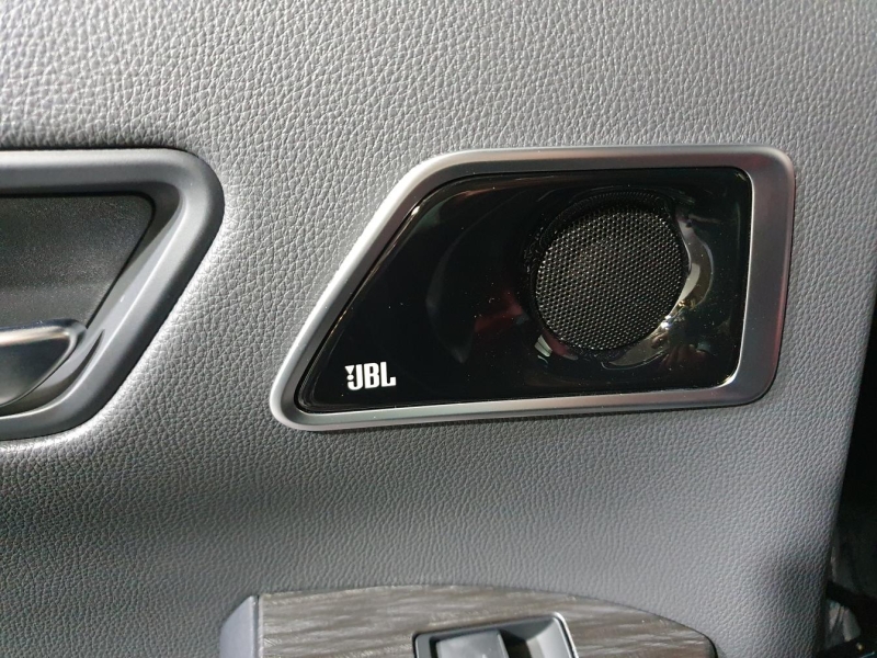 Купить Toyota Land Cruiser 300 Premium 70th бензин 2026 id-1005823 в Киеве, Фото №23