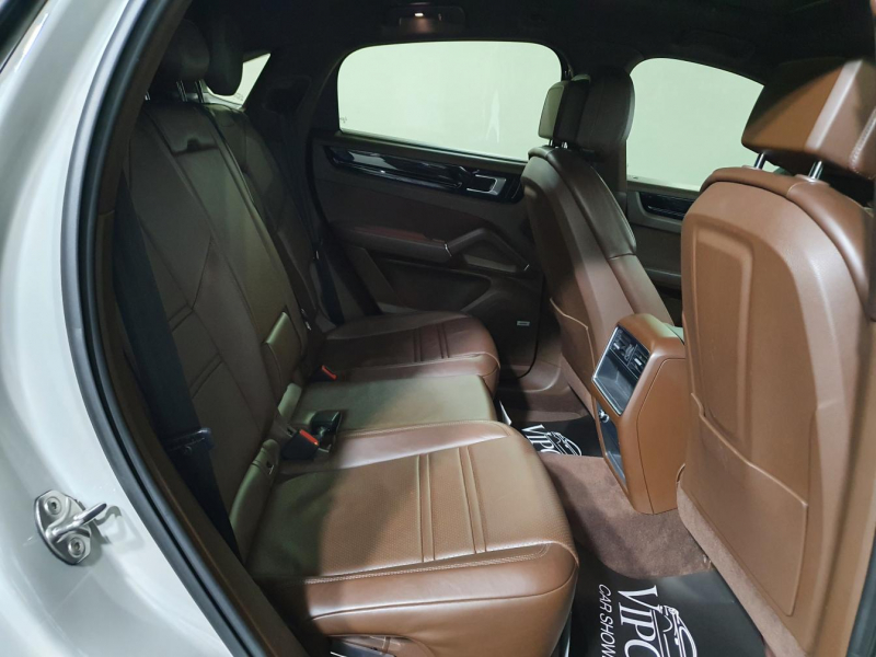 Porsche Cayenne Coupe бензин 2019 id-1005829 Купить Porsche Cayenne Coupe бензин 2019 id-1005829 в Киеве, Фото №25