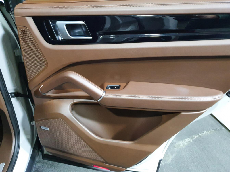 Porsche Cayenne Coupe бензин 2019 id-1005829 Купить Porsche Cayenne Coupe бензин 2019 id-1005829 в Киеве, Фото №27