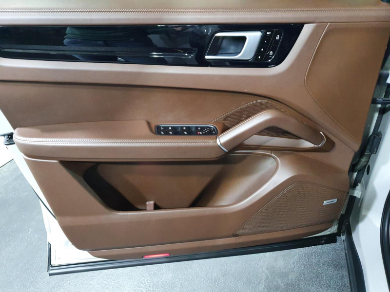 Porsche Cayenne Coupe бензин 2019 id-1005829 Купить Porsche Cayenne Coupe бензин 2019 id-1005829 в Киеве, Фото №44
