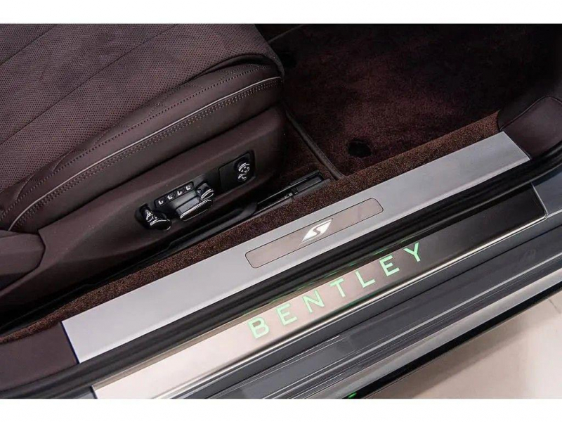 Bentley Continental GTC бензин 2024 id-1005852 Купить Bentley Continental GTC бензин 2024 id-1005852 в Киеве, Фото №6