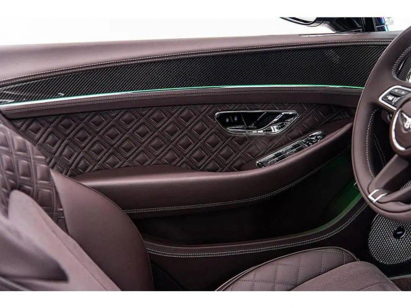Bentley Continental GTC бензин 2024 id-1005852 Купить Bentley Continental GTC бензин 2024 id-1005852 в Киеве, Фото №9