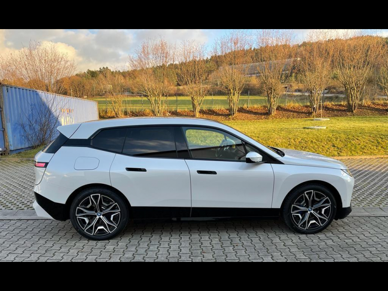 BMW iX 40 электро 2024 id-1005905 Купить BMW iX 40 электро 2024 id-1005905 в Киеве, Фото №16