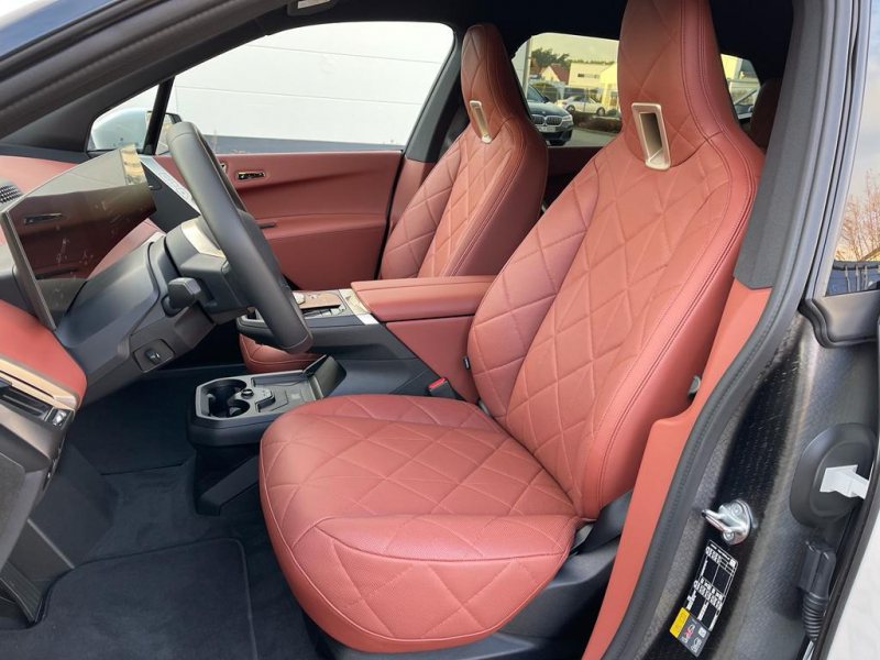 BMW iX 40 электро 2024 id-1005905 Купить BMW iX 40 электро 2024 id-1005905 в Киеве, Фото №21