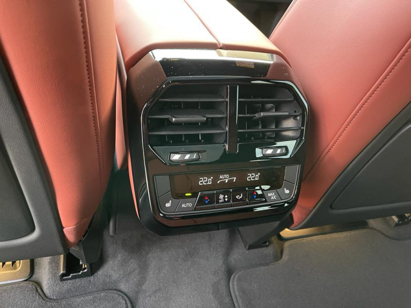 BMW iX 40 электро 2024 id-1005905 Купить BMW iX 40 электро 2024 id-1005905 в Киеве, Фото №22