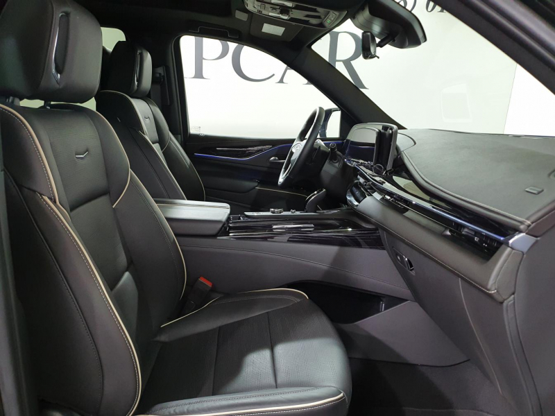 Купить Cadillac Escalade ESV бензин 2023 id-1005920 в Киеве, Фото №17
