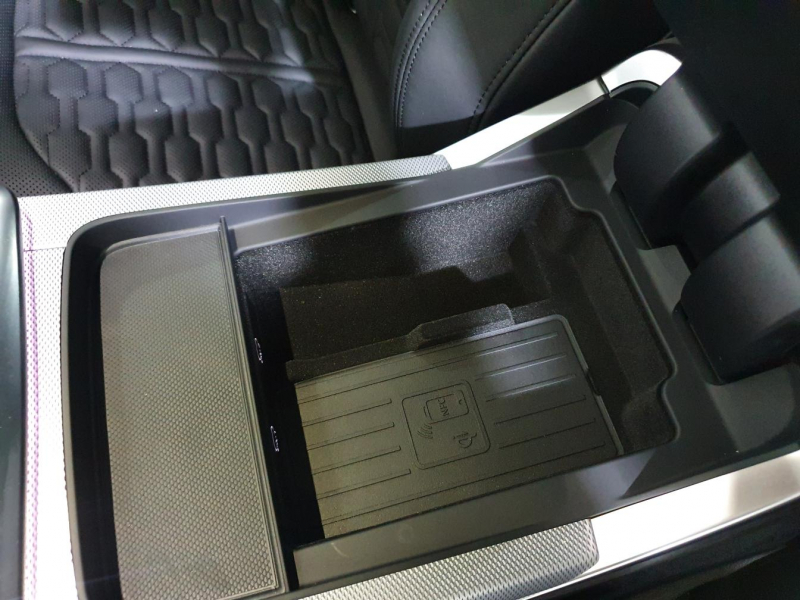 Audi RS Q8 бензин 2024 id-1005942 Купить Audi RS Q8 бензин 2024 id-1005942 в Киеве, Фото №33