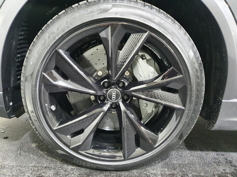 Audi RS Q8 бензин 2024 id-1005942 Купить Audi RS Q8 бензин 2024 id-1005942 в Киеве, Фото №34
