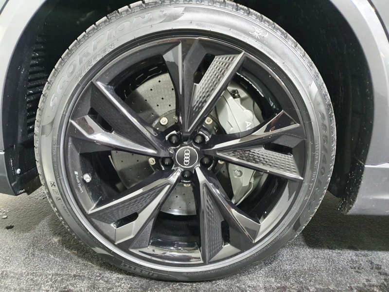 Купить Audi RS Q8 бензин 2025 id-1005942 в Киеве, Фото №31