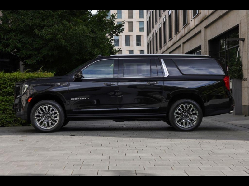 Купить GMC YUKON Denali бензин 2026 id-1005953 в Киеве, Фото №4