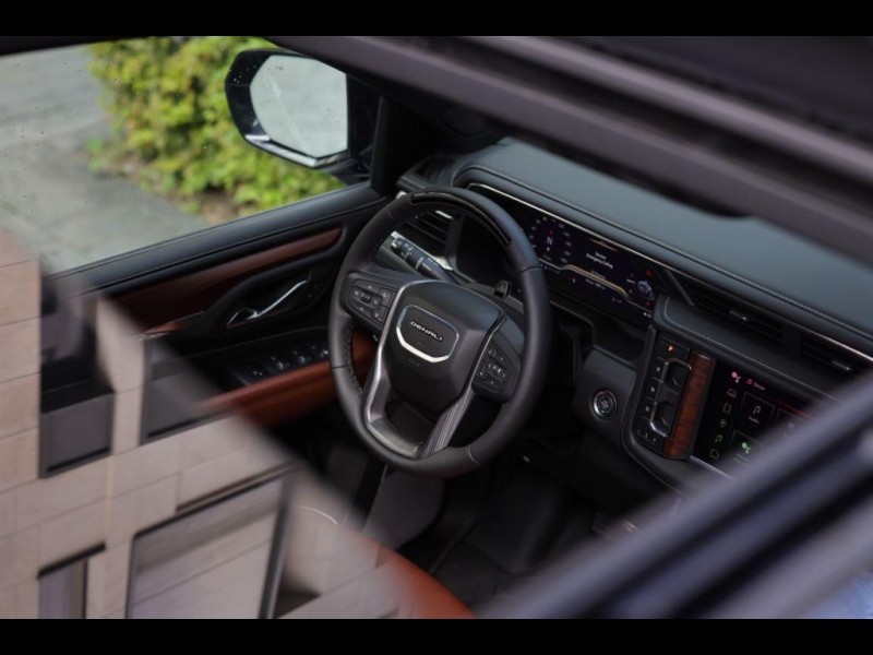 Купить GMC YUKON Denali бензин 2026 id-1005953 в Киеве, Фото №16