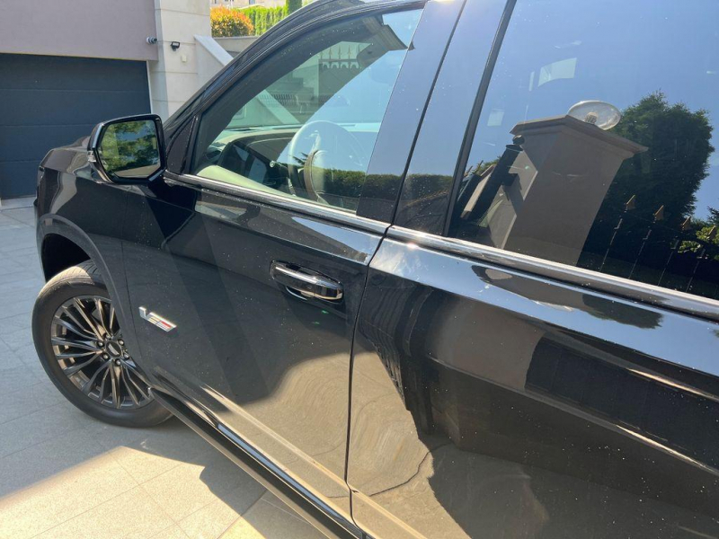 Cadillac Escalade V-Series бензин 2023 id-1005986 Купить Cadillac Escalade V-Series бензин 2023 id-1005986 в Киеве, Фото №2