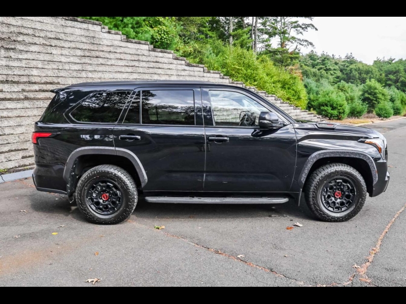 Купить Toyota Sequoia Trd Pro гибрид 2025 id-1005993 в Киеве, Фото №4