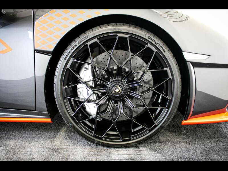 Lamborghini Huracan STO бензин 2023 id-1005996 Купить Lamborghini Huracan STO бензин 2023 id-1005996 в Киеве, Фото №15