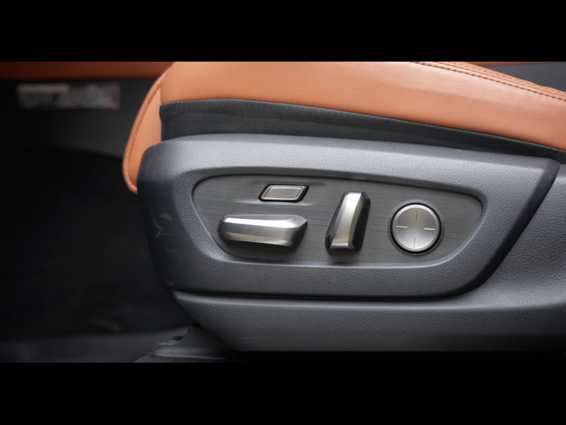 Lexus LX 500D дизель 2023 id-1006010 Купить Lexus LX 500D дизель 2023 id-1006010 в Киеве, Фото №24