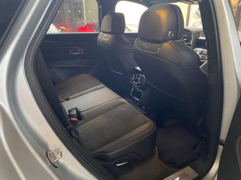 Bentley Bentayga S бензин 2023 id-1006076 Купить Bentley Bentayga S бензин 2023 id-1006076 в Киеве, Фото №10