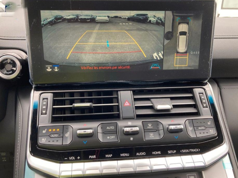 Toyota Land Cruiser 300 GR Sport бензин 2025 id-1006079 Купить Toyota Land Cruiser 300 GR Sport бензин 2025 id-1006079 в Киеве, Фото №7