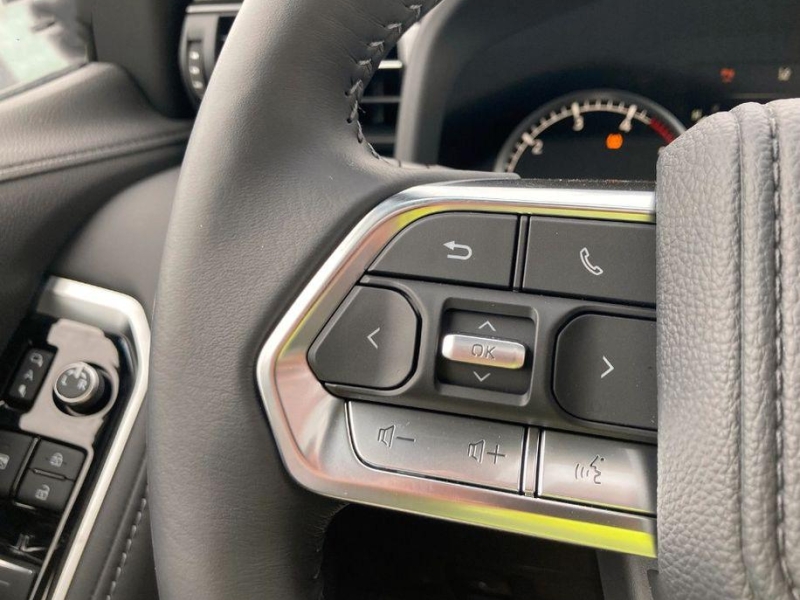 Toyota Land Cruiser 300 GR Sport бензин 2025 id-1006079 Купить Toyota Land Cruiser 300 GR Sport бензин 2025 id-1006079 в Киеве, Фото №10