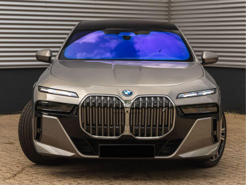 BMW i7 xDrive60 электро 2024 id-1006097 Купить BMW i7 xDrive60 электро 2024 id-1006097 в Киеве, Фото №1