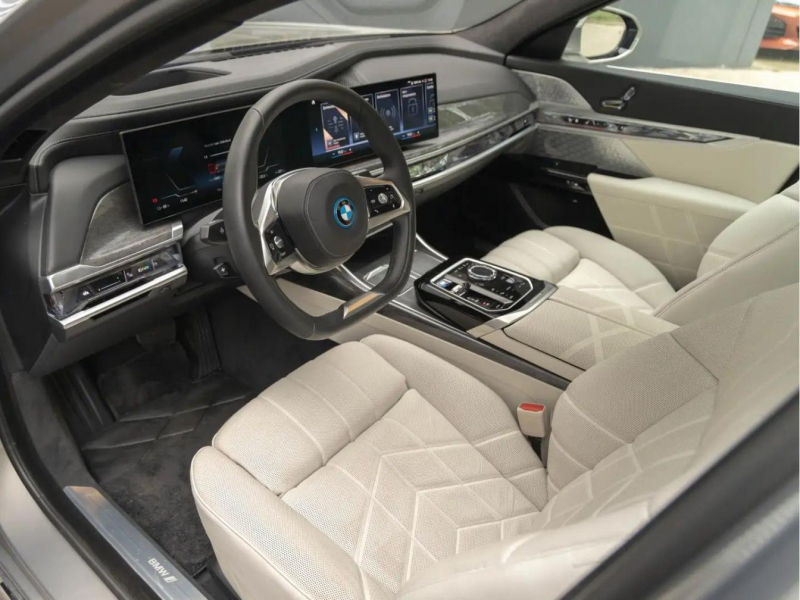BMW i7 xDrive60 электро 2024 id-1006097 Купить BMW i7 xDrive60 электро 2024 id-1006097 в Киеве, Фото №6