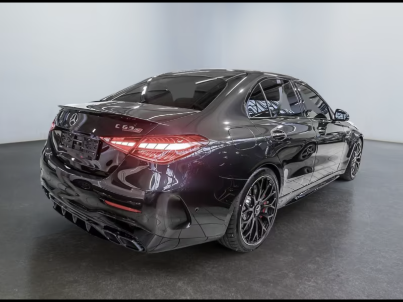 Купить Mercedes-Benz C 63 S гибрид 2026 id-1006100 в Киеве, Фото №2