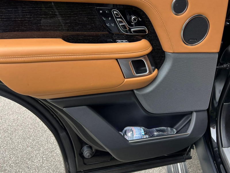 Land-Rover Range-Rover Autobiography дизель 2018 id-1006102 Купить Land-Rover Range-Rover Autobiography дизель 2018 id-1006102 в Киеве, Фото №6