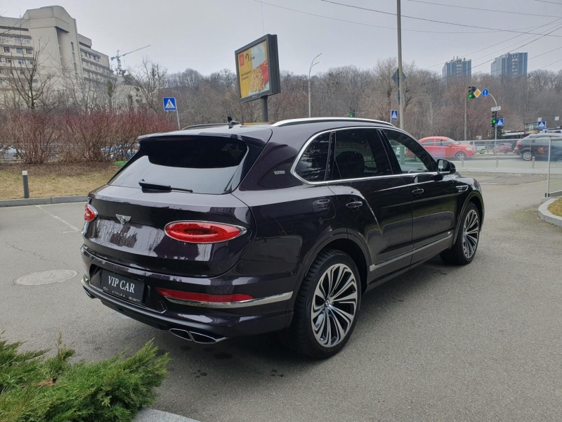 Bentley Bentayga First Edition бензин 2024 id-1006113 Купить Bentley Bentayga First Edition бензин 2024 id-1006113 в Киеве, Фото №3