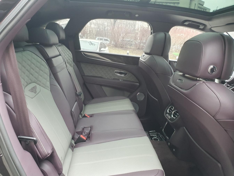 Bentley Bentayga First Edition бензин 2024 id-1006113 Купить Bentley Bentayga First Edition бензин 2024 id-1006113 в Киеве, Фото №15