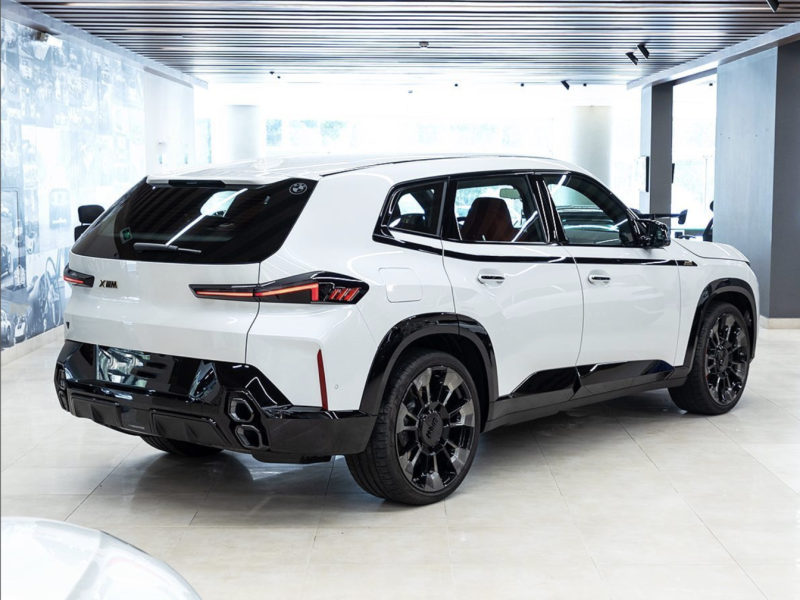 Купить BMW XM гибрид 2026 id-1006118 в Киеве, Фото №3