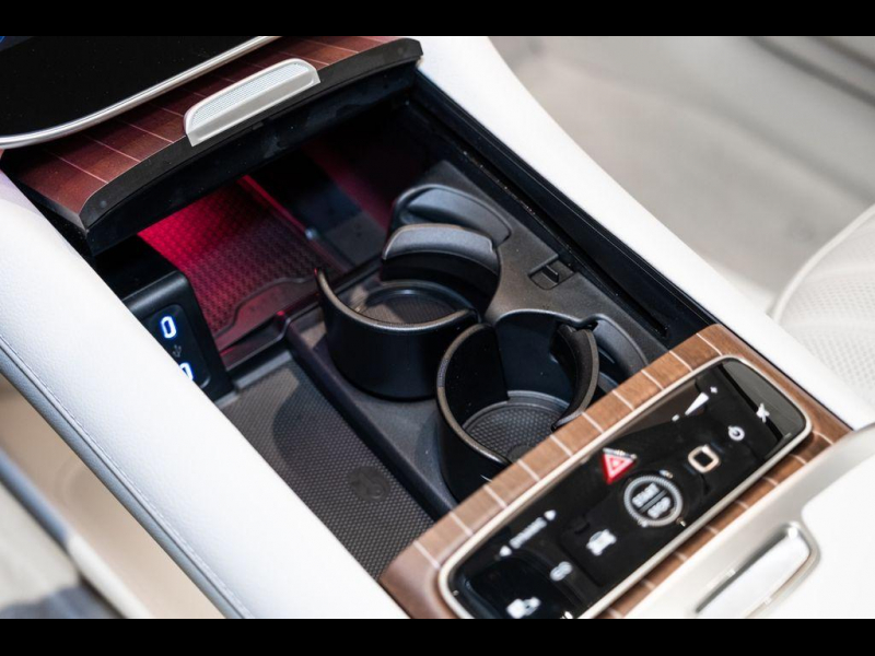 Mercedes-Benz EQS SUV 450+ электро 2023 id-1006125 Купить Mercedes-Benz EQS SUV 450+ электро 2023 id-1006125 в Киеве, Фото №8