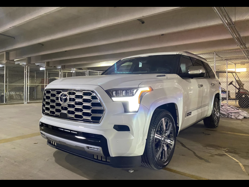 Toyota Sequoia Capstone гибрид 2025 id-1006130